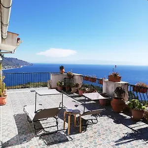 Il Normanno, Con Panorama Mozzafiato Taormina